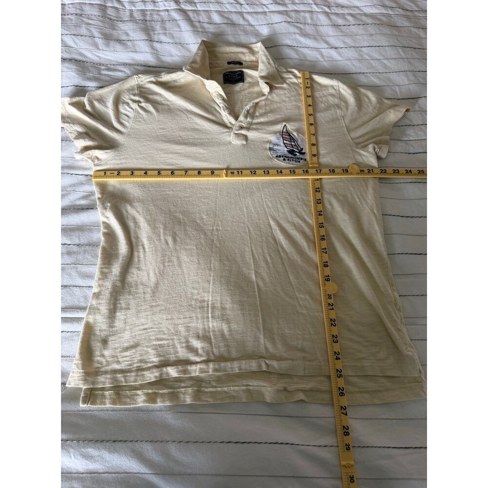 Abercrombie & Fitch | Vintage-Style Cream and Maroon Colored Polos - Picture 4 of 8